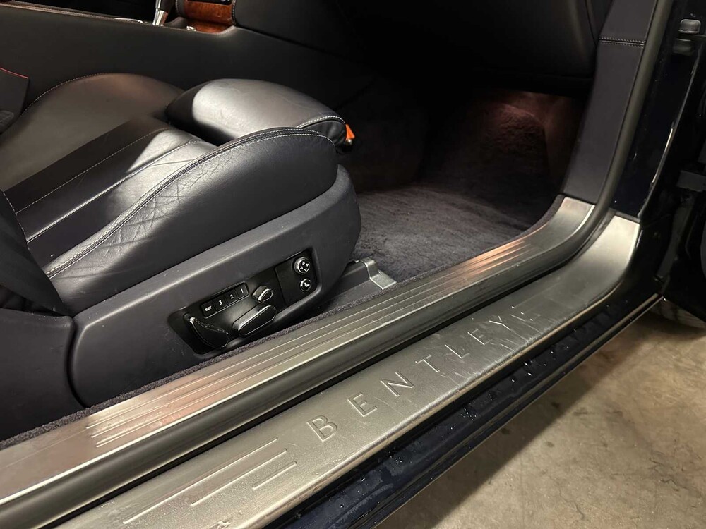 Bentley Continental GTC 6.0 W12 560hp 2006 (ORIGINAL-UK), 53-TN-HZ