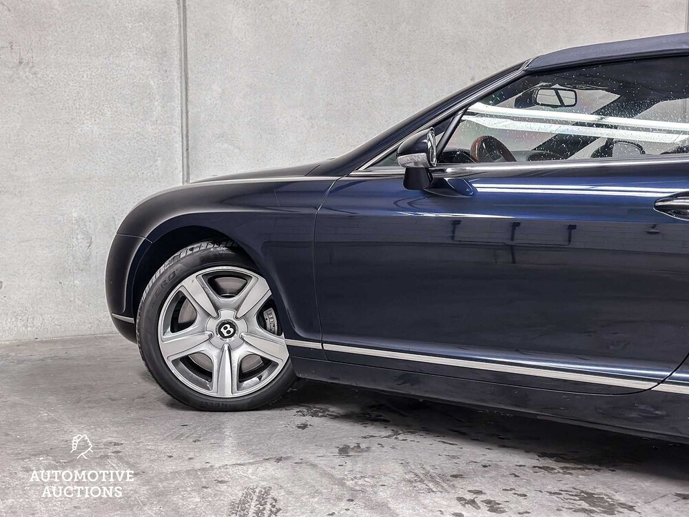 Bentley Continental GTC 6.0 W12 560hp 2006 (ORIGINAL-UK), 53-TN-HZ