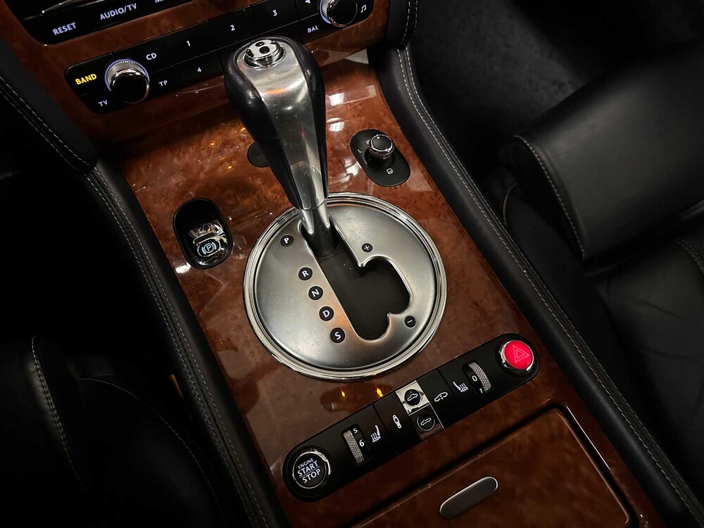 Bentley Continental GTC 6.0 W12 560hp 2006 (ORIGINAL-UK), 53-TN-HZ