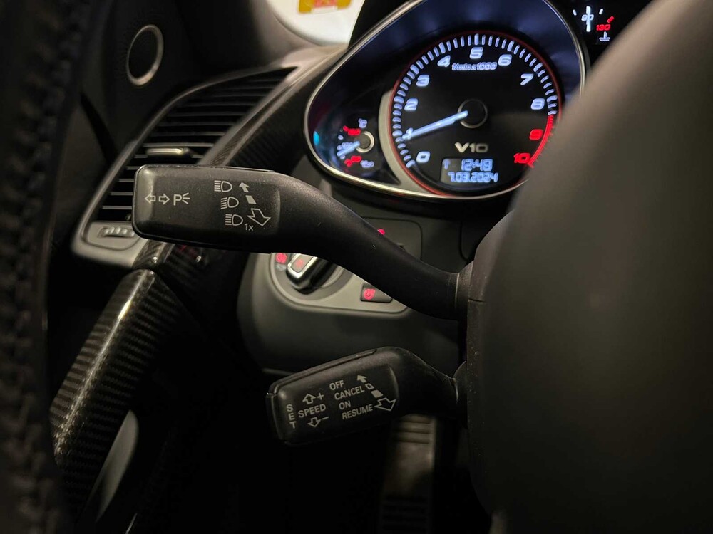 Audi R8 5.2 V10 FSI 525hp -CARBON- 2010, 74-NGZ-1 