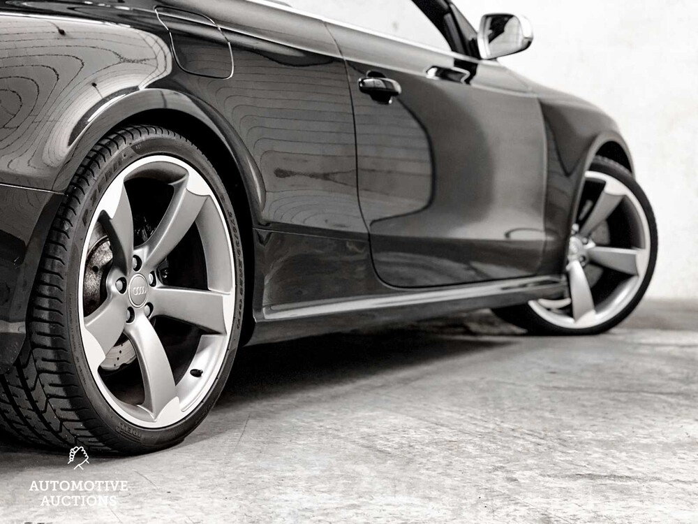 Audi RS5 Cabriolet 4.2 FSI V8 Quattro 450 2013, R-932-VD