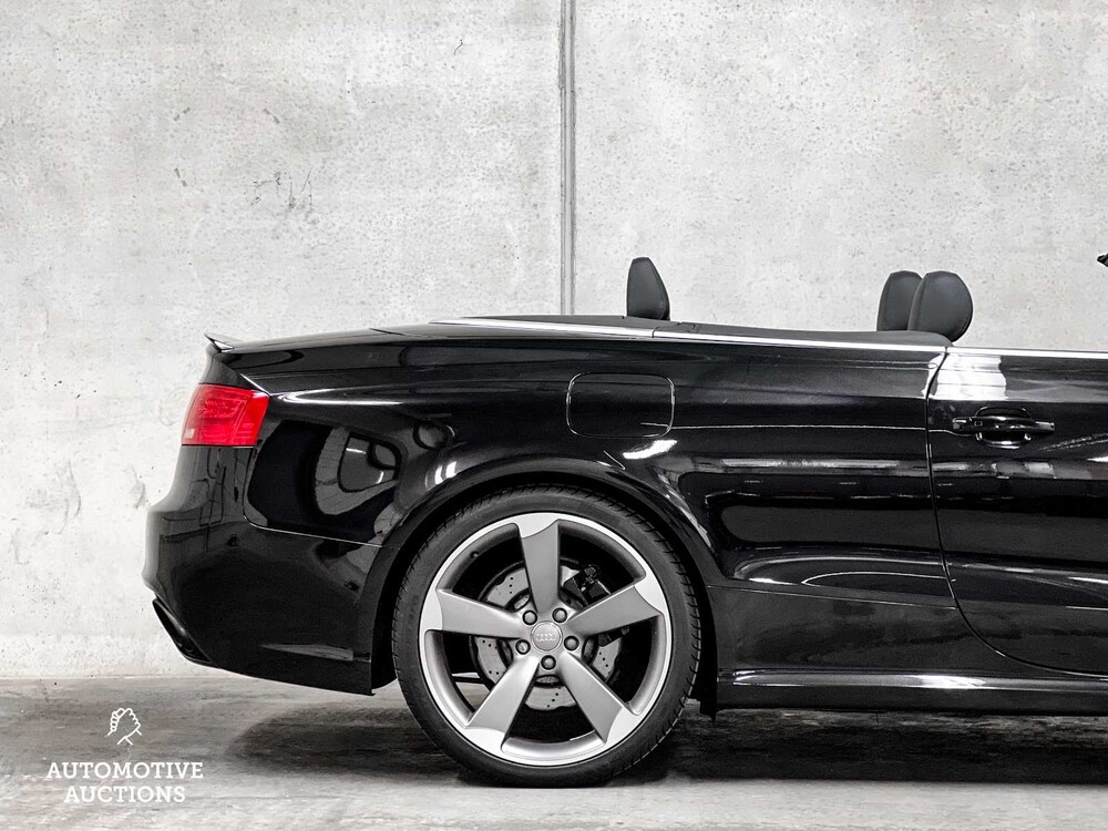 Audi RS5 Cabriolet 4.2 FSI V8 Quattro 450 2013, R-932-VD