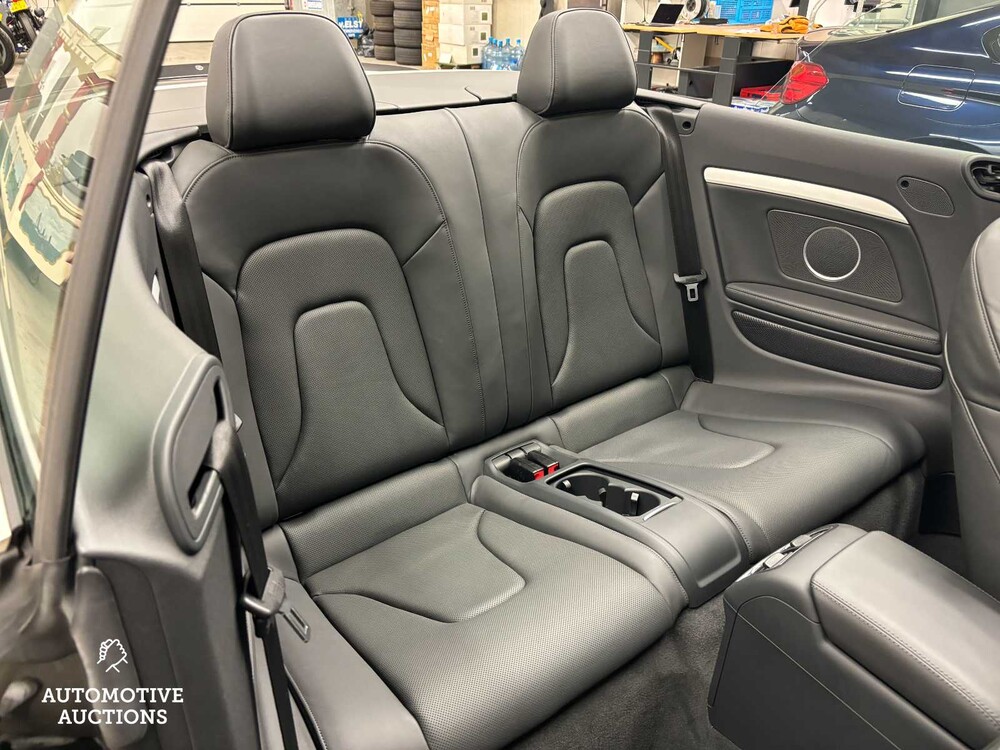 Audi RS5 Cabriolet 4.2 FSI V8 Quattro 450 2013, R-932-VD