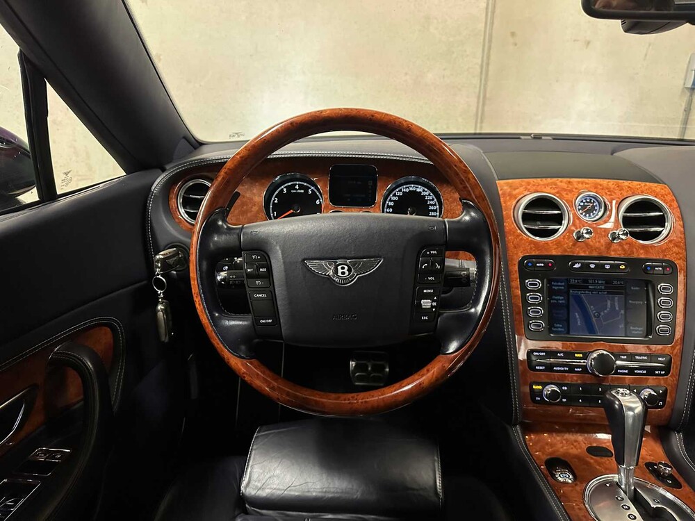 Bentley Continental GTC 6.0 W12 560PS 2006 (ORIGINAL-UK), 53-TN-HZ