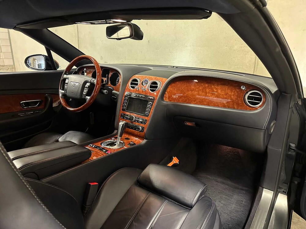 Bentley Continental GTC 6.0 W12 560PS 2006 (ORIGINAL-UK), 53-TN-HZ