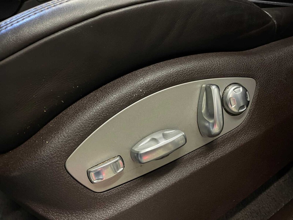 Porsche Macan 2.0 245pk FACELIFT 2019 Sport-Chrono