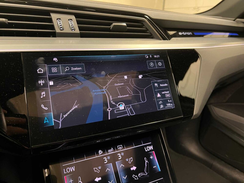 Audi E-Tron 55 Quattro Advanced 95 kWh 360pk 2018 (Origineel-NL), XH-729-D