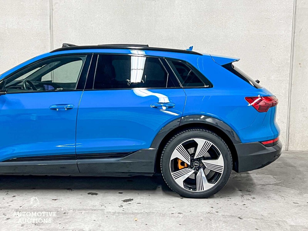 Audi E-Tron 55 Quattro Advanced 95 kWh 360pk 2018 (Origineel-NL), XH-729-D