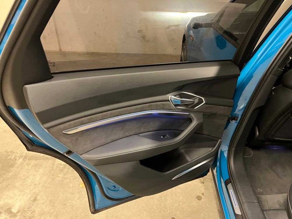 Audi E-Tron 55 Quattro Advanced 95 kWh 360pk 2018 (Origineel-NL), XH-729-D