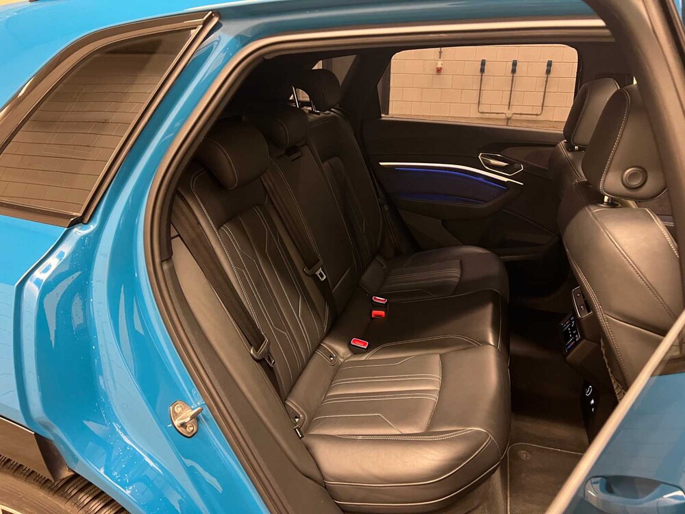 Audi E-Tron 55 Quattro Advanced 95 kWh 360pk 2018 (Origineel-NL), XH-729-D