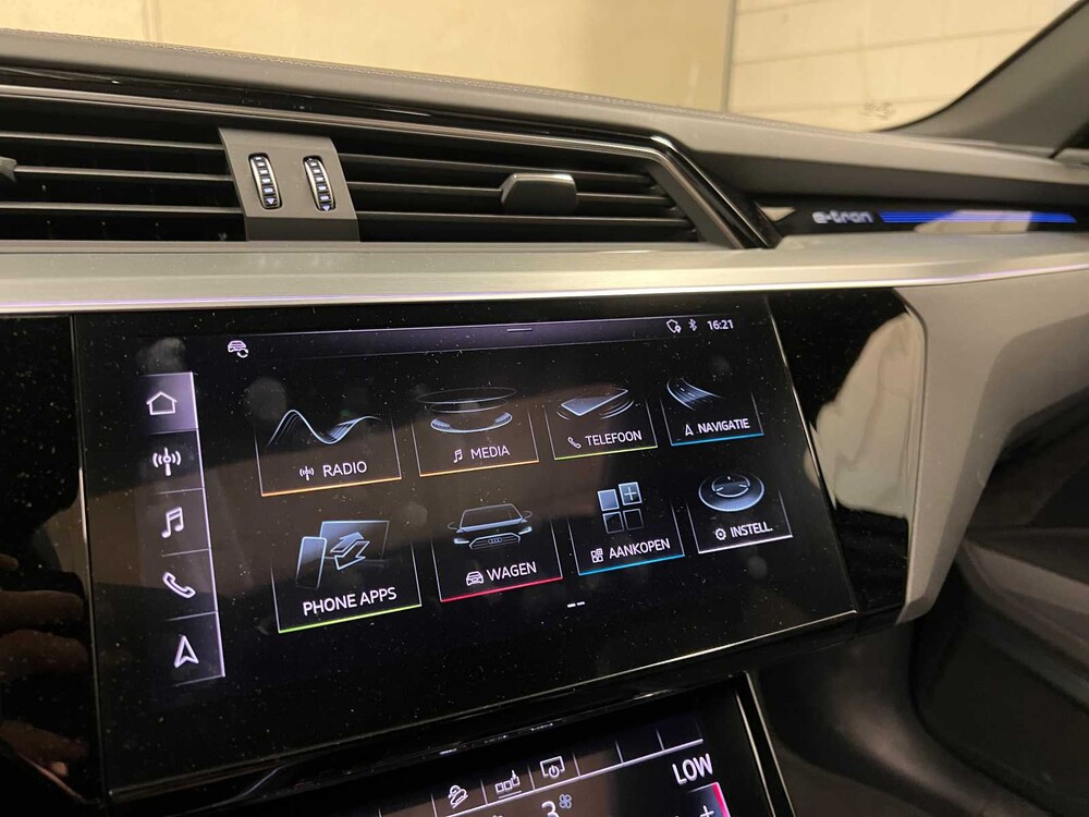 Audi E-Tron 55 Quattro Advanced 95 kWh 360pk 2018 (Origineel-NL), XH-729-D