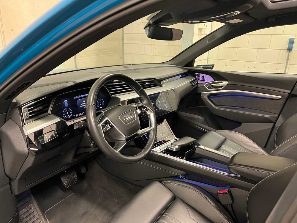 Audi E-Tron 55 Quattro Advanced 95 kWh 360pk 2018 (Origineel-NL), XH-729-D