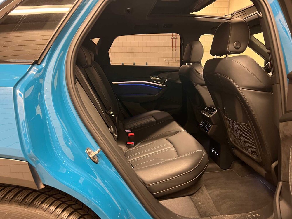 Audi E-Tron 55 Quattro Advanced 95 kWh 360pk 2018 (Origineel-NL), XH-729-D