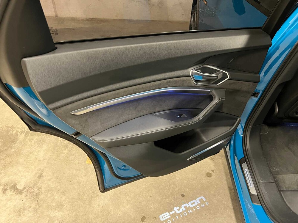 Audi E-Tron 55 Quattro Advanced 95 kWh 360pk 2018 (Origineel-NL), XH-729-D