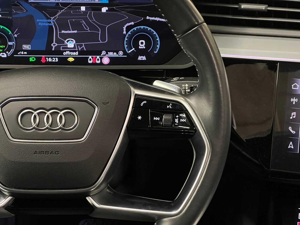 Audi E-Tron 55 Quattro Advanced 95 kWh 360pk 2018 (Origineel-NL), XH-729-D