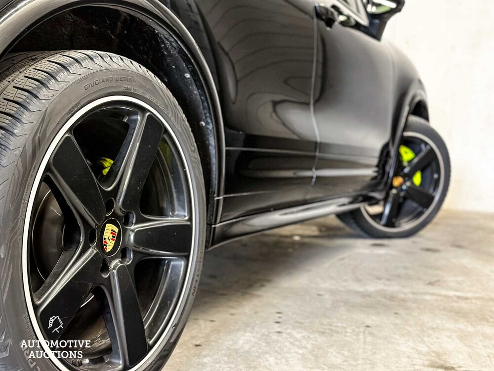 Porsche Cayenne S E-Hybrid 3.0 V6 416pk 2015, HL-769-N