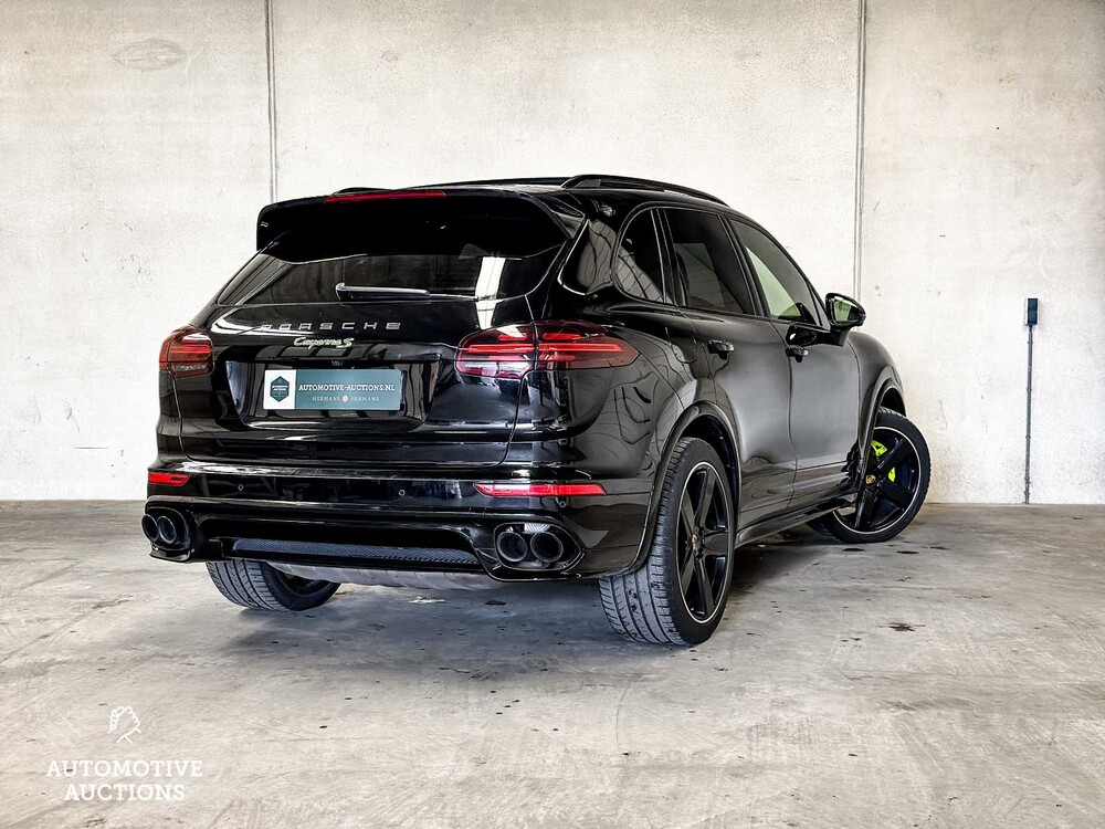 Porsche Cayenne S E-Hybrid 3.0 V6 416pk 2015, HL-769-N