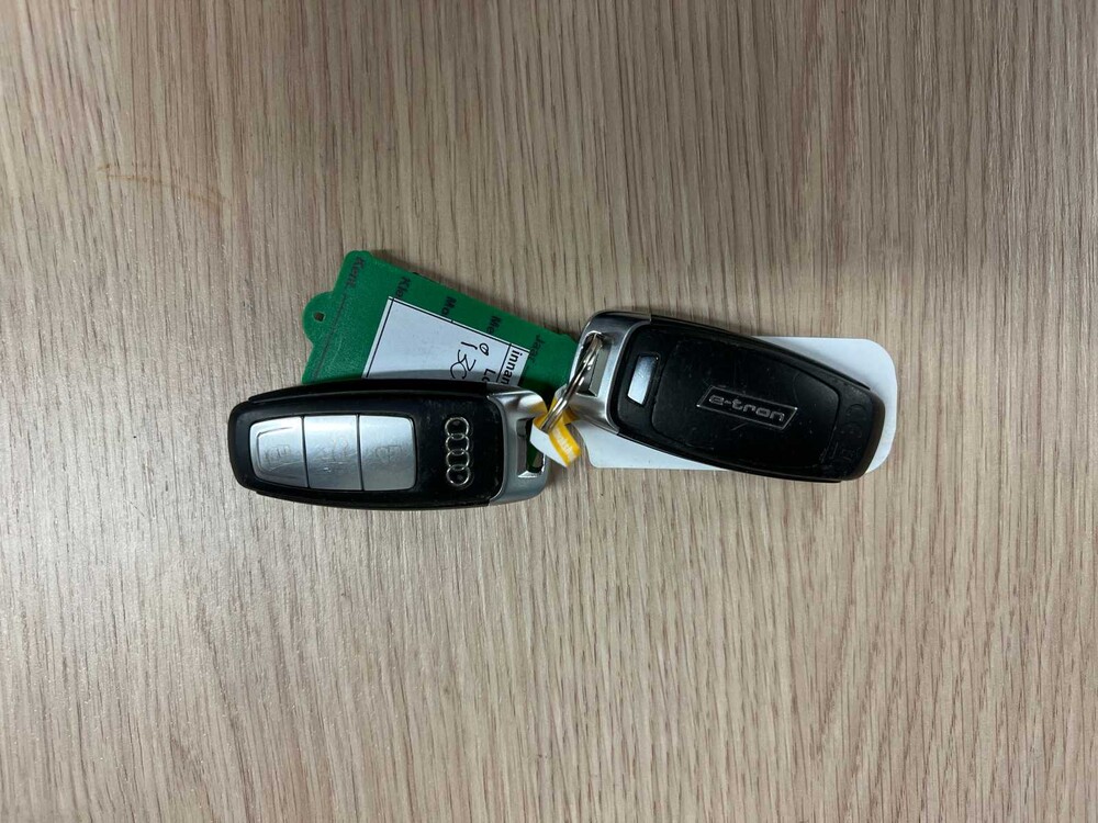 Audi E-Tron 50 Quattro Launch Edition Plus 71 kWh 313hp 2019 (Original-NL), H-644-BL