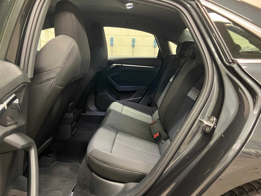 Audi A3 Limousine 30 TFSI Business Edition 110hp 2021 (Original-NL), L-047-KX