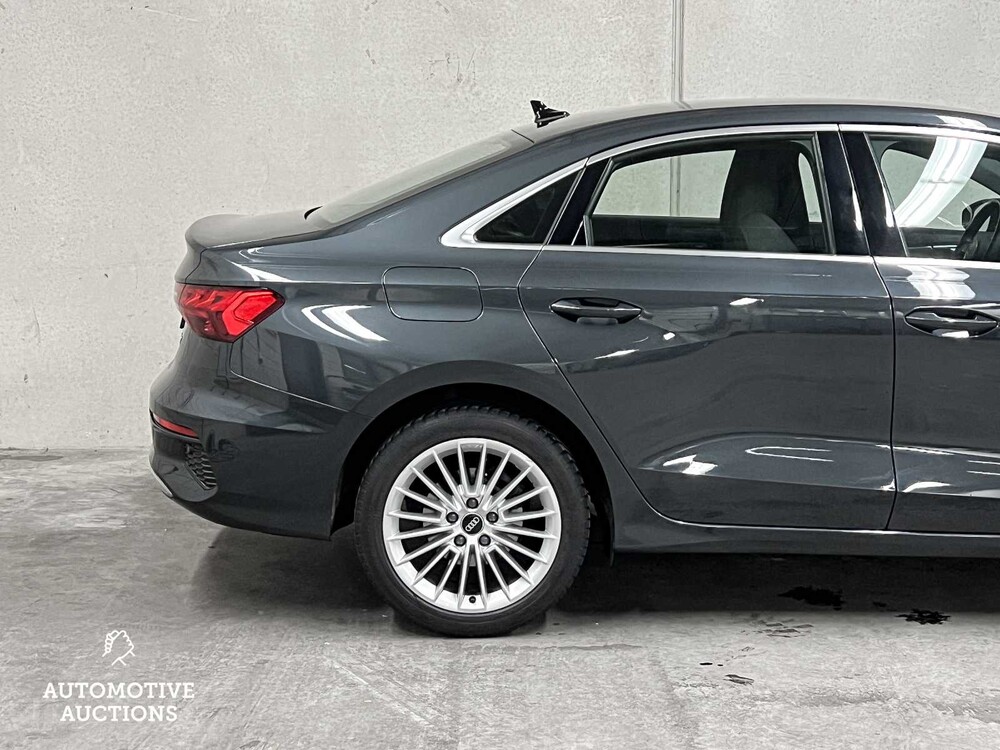Audi A3 Limousine 30 TFSI Business Edition 110hp 2021 (Original-NL), L-047-KX