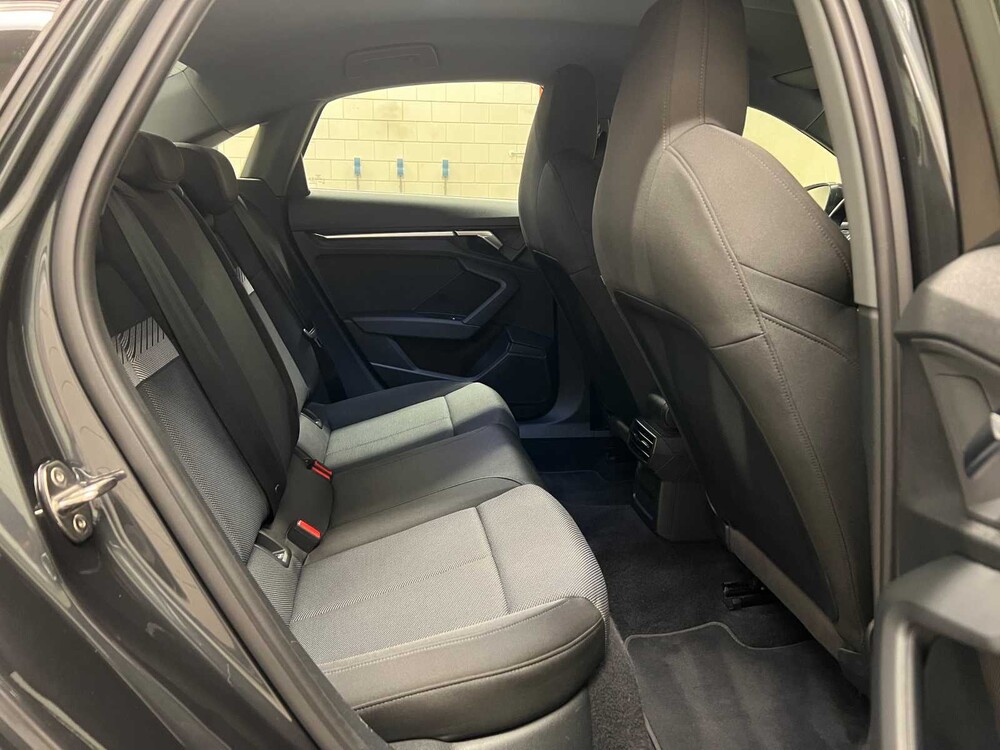 Audi A3 Limousine 30 TFSI Business Edition 110hp 2021 (Original-NL), L-047-KX