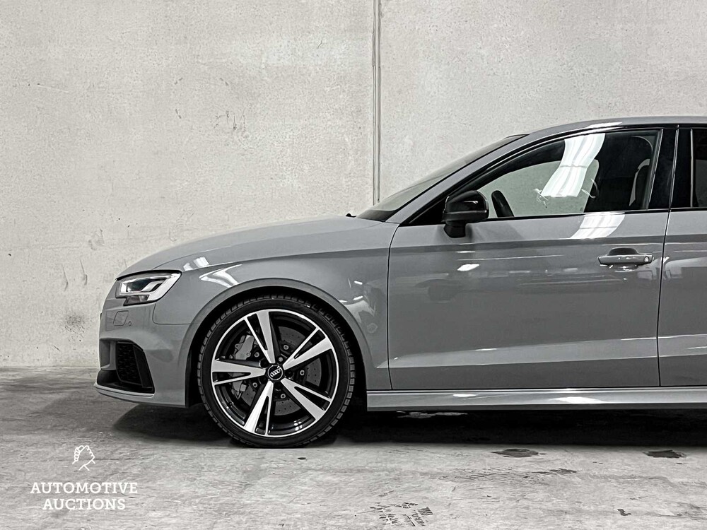 Audi RS3 Limousine 2.5 TFSI Quattro -Facelift- 400hp 2018 (Original-NL), PN-459-B