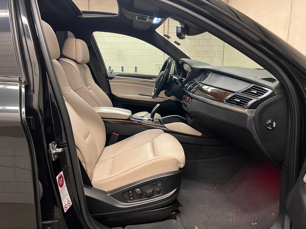 BMW X6 xDrive40d High Executive 306hp 2013 (Original-NL), 8-KHK-80