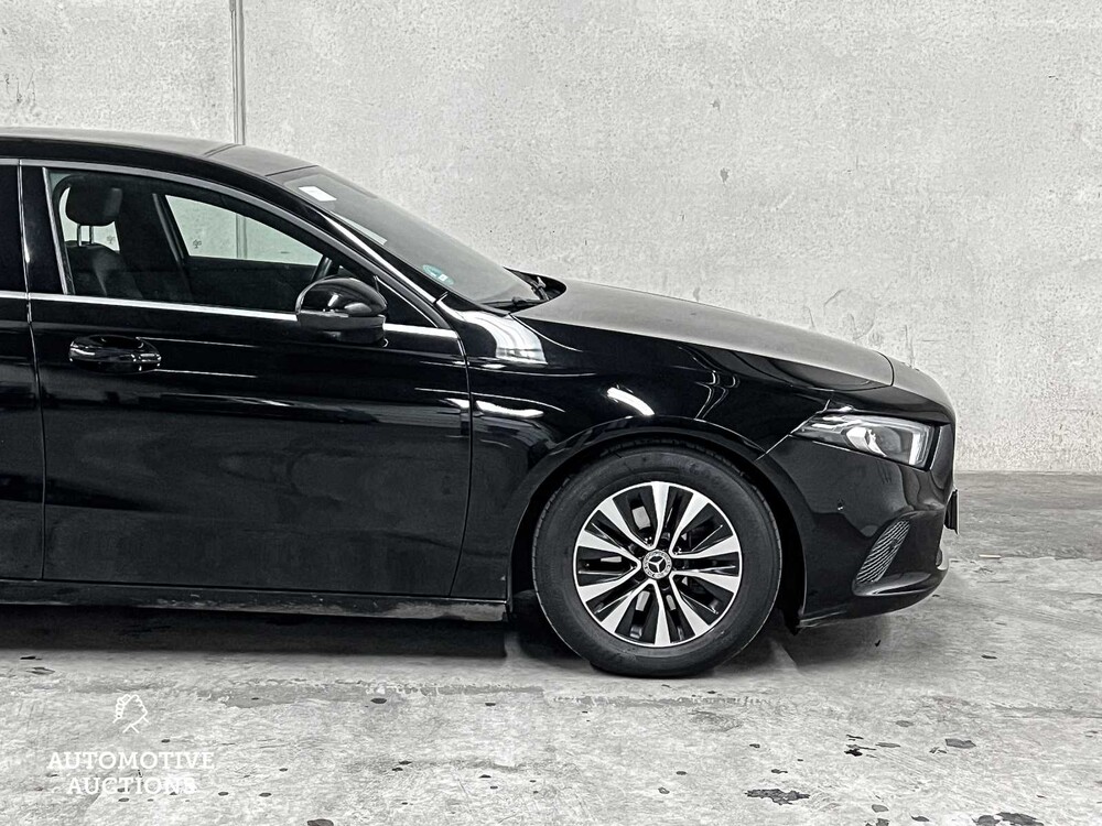 Mercedes-Benz A180 d 116pk 2019 (Origineel-NL) A-klasse, ZR-630-X