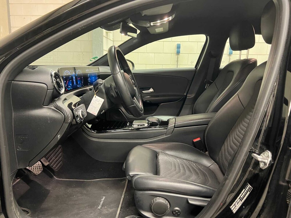 Mercedes-Benz A180 d 116pk 2019 (Origineel-NL) A-klasse, ZR-630-X