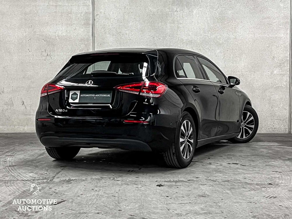 Mercedes-Benz A180 d 116pk 2019 (Origineel-NL) A-klasse, ZR-630-X