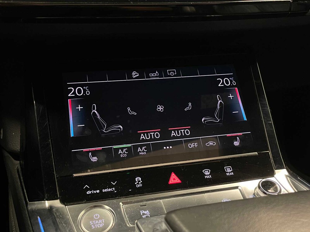 Audi e-tron 55 quattro advanced 95 kWh 360hp 2019 (original-NL + 1st owner), ZD-004-B