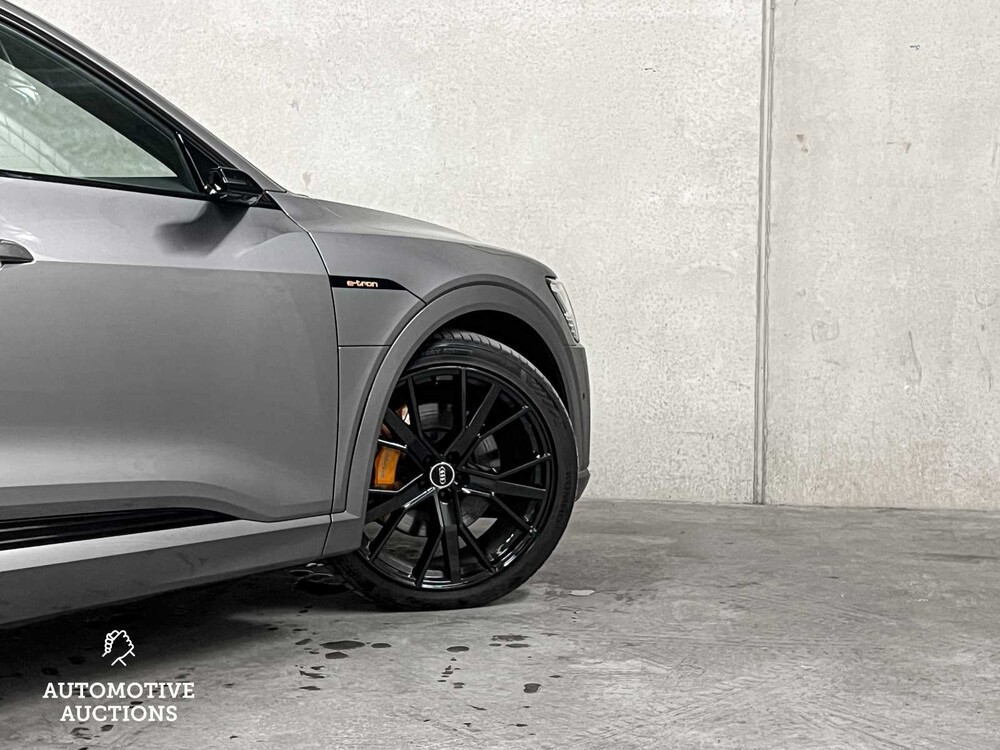 Audi e-tron 55 quattro advanced 95 kWh 360hp 2019 (original-NL + 1st owner), ZD-004-B