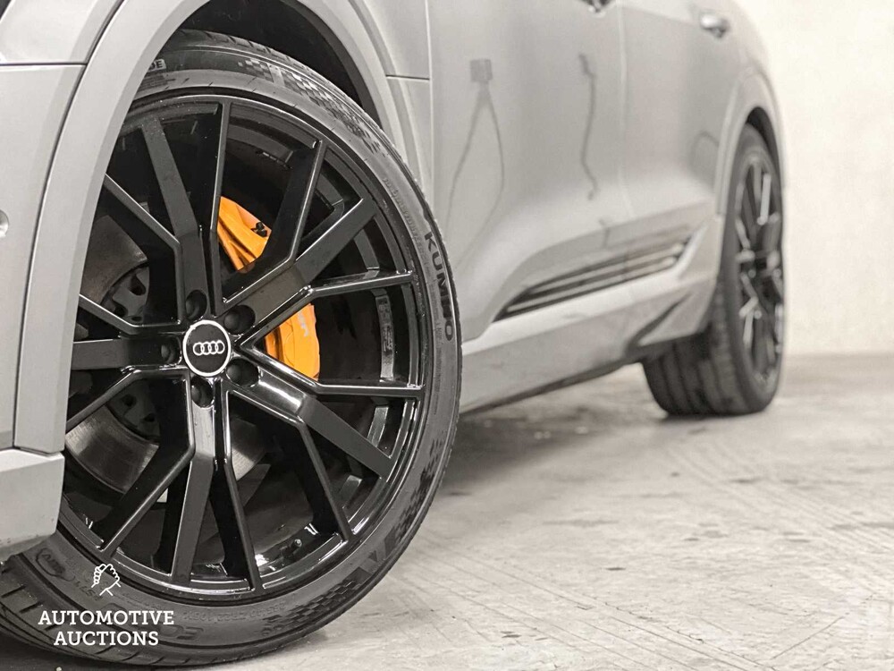 Audi e-tron 55 quattro advanced 95 kWh 360hp 2019 (original-NL + 1st owner), ZD-004-B
