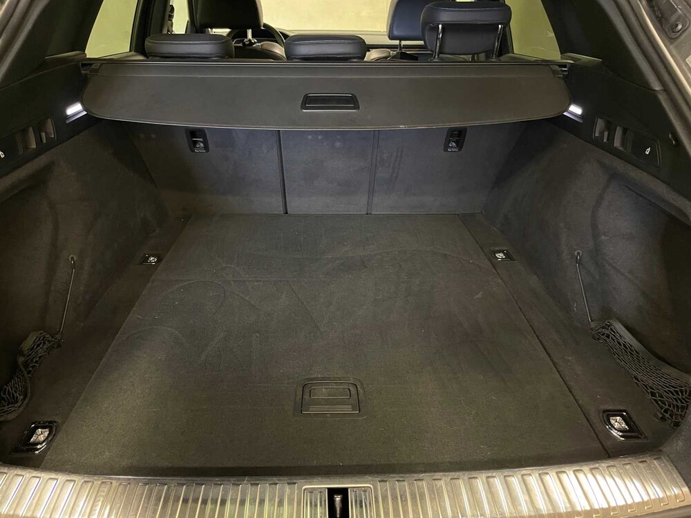 Audi e-tron 55 quattro advanced 95 kWh 360hp 2019 (original-NL + 1st owner), ZD-004-B