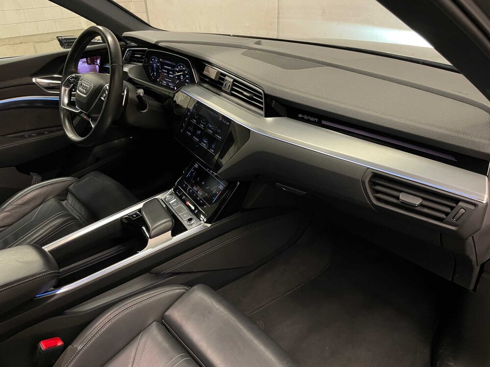 Audi e-tron 55 quattro advanced 95 kWh 360hp 2019 (original-NL + 1st owner), ZD-004-B