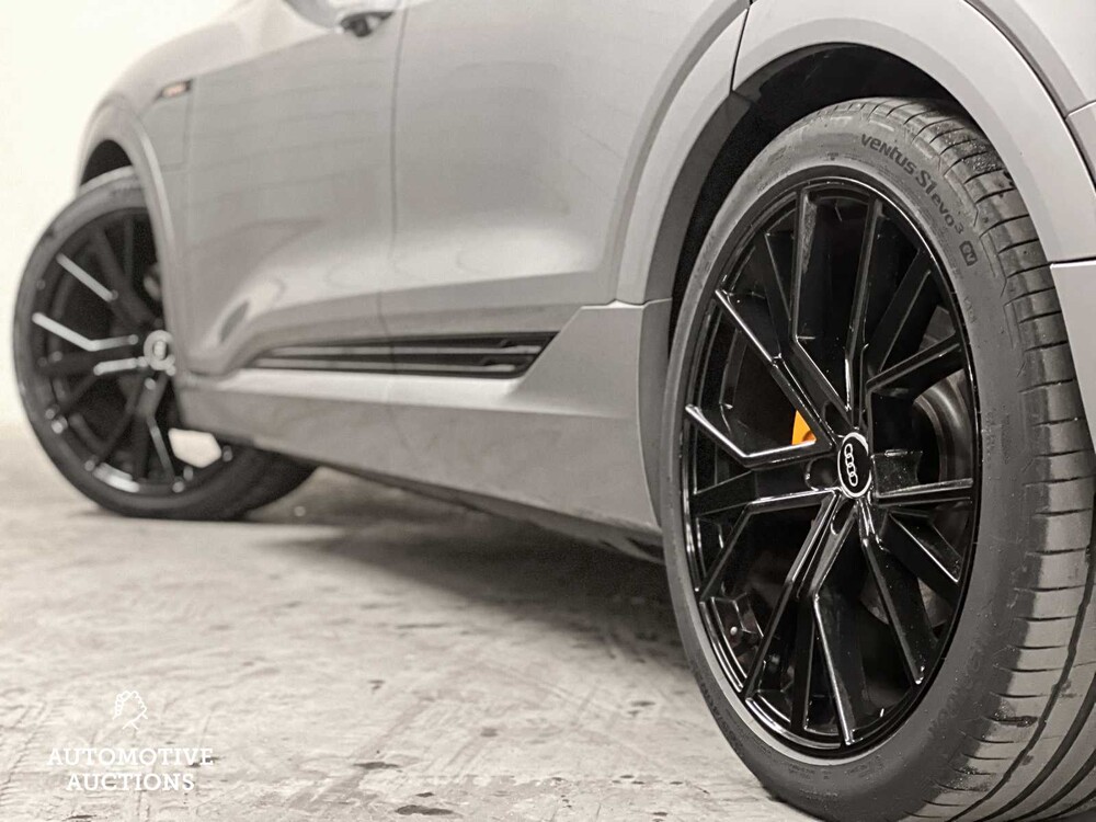 Audi e-tron 55 quattro advanced 95 kWh 360hp 2019 (original-NL + 1st owner), ZD-004-B