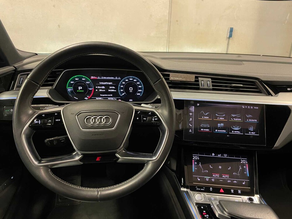 Audi e-tron 55 quattro advanced 95 kWh 360hp 2019 (original-NL + 1st owner), ZD-004-B