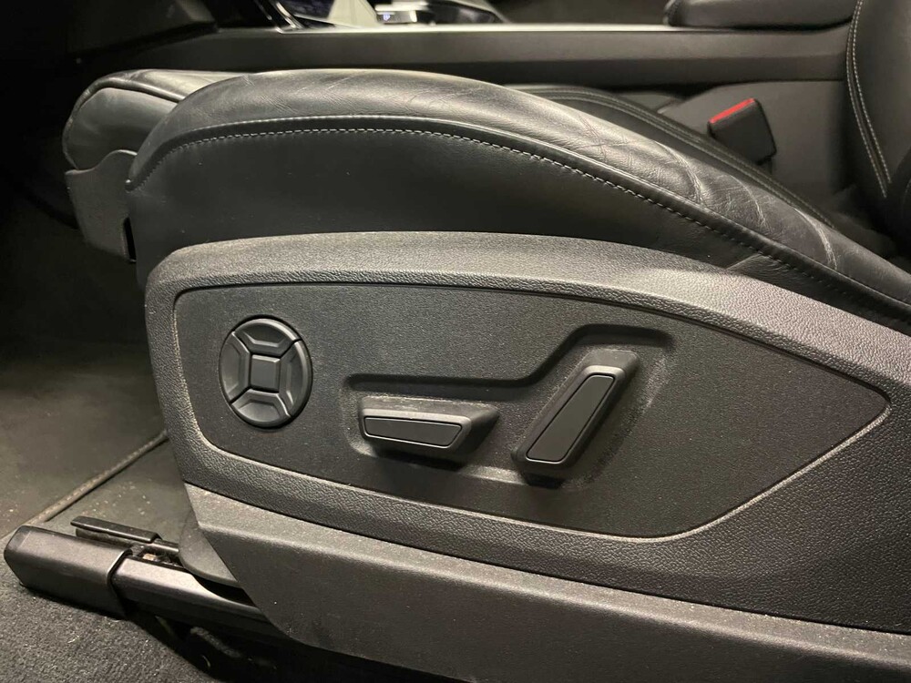 Audi e-tron 55 quattro advanced 95 kWh 360hp 2019 (original-NL + 1st owner), ZD-004-B