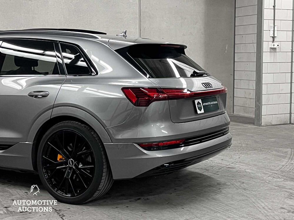 Audi e-tron 55 quattro advanced 95 kWh 360hp 2019 (original-NL + 1st owner), ZD-004-B