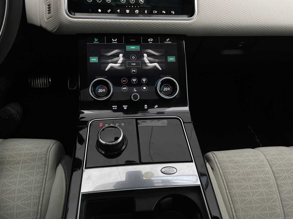 Land Rover Range Rover Velar 3.0 V6 AWD First Edition 300hp 2017 ORIG-NL, PG-821-D