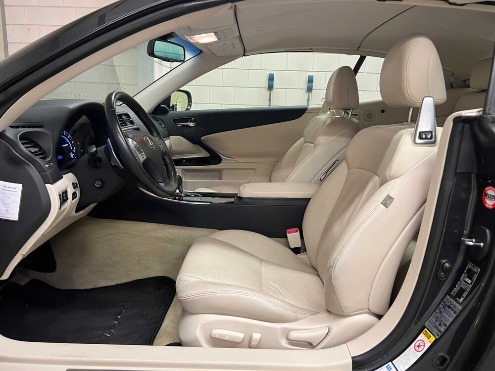 Lexus IS Cabriolet 250C Luxus 208PS 2013 (Original-UK), 16-ZPG-6