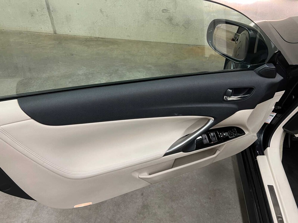 Lexus IS Cabriolet 250C Luxus 208PS 2013 (Original-UK), 16-ZPG-6