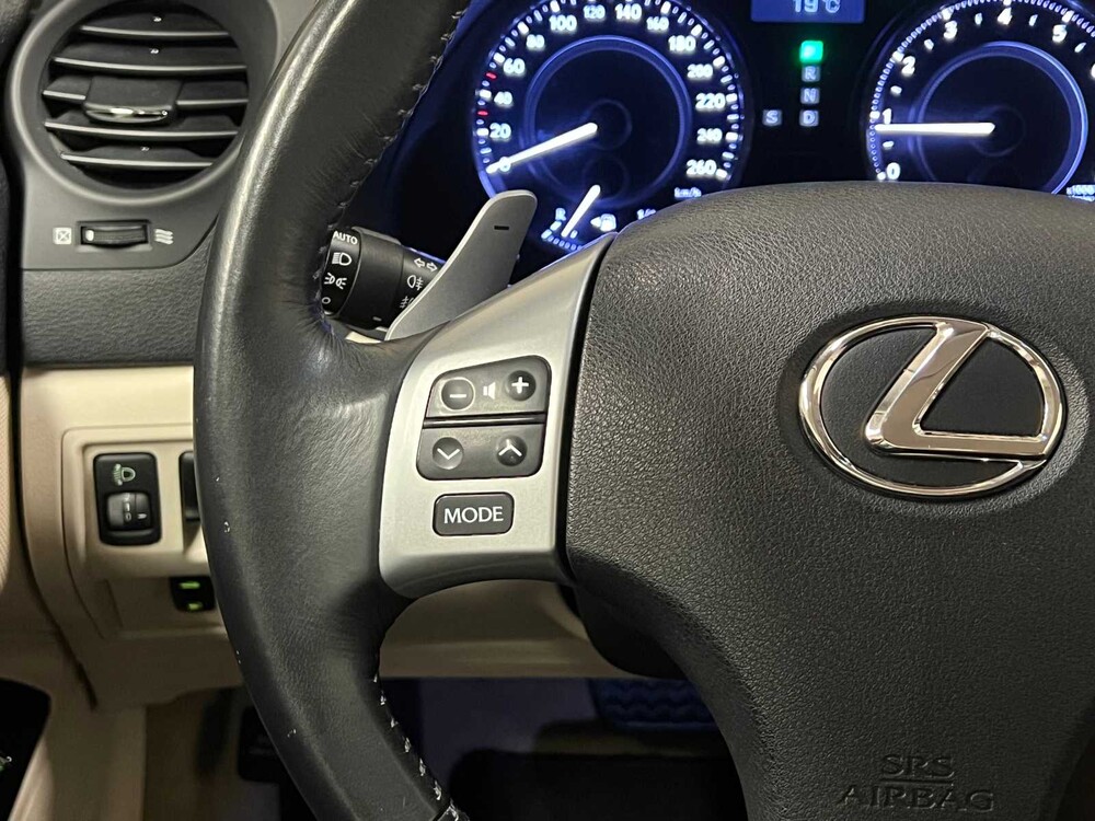 Lexus IS Cabriolet 250C Luxus 208PS 2013 (Original-UK), 16-ZPG-6