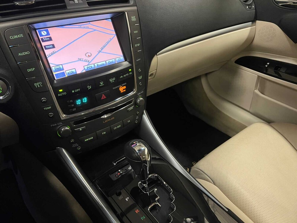 Lexus IS Cabriolet 250C Luxus 208PS 2013 (Original-UK), 16-ZPG-6