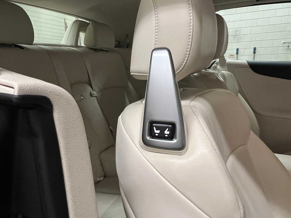 Lexus IS Cabriolet 250C Luxus 208PS 2013 (Original-UK), 16-ZPG-6