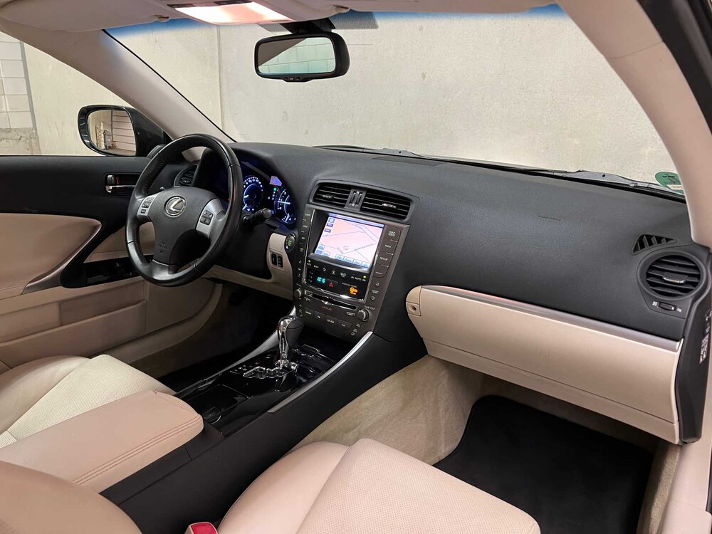 Lexus IS Cabriolet 250C Luxus 208PS 2013 (Original-UK), 16-ZPG-6