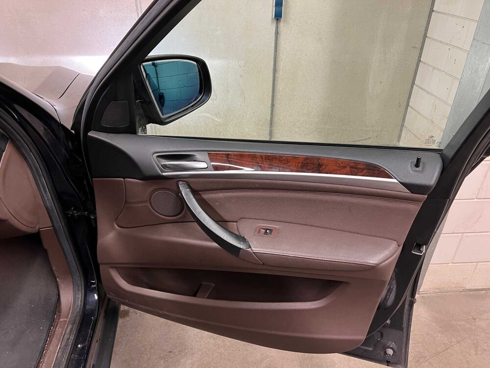 BMW X5 xDrive30i High Executive 272PS 2009 (Original-UK), 07-KBT-6