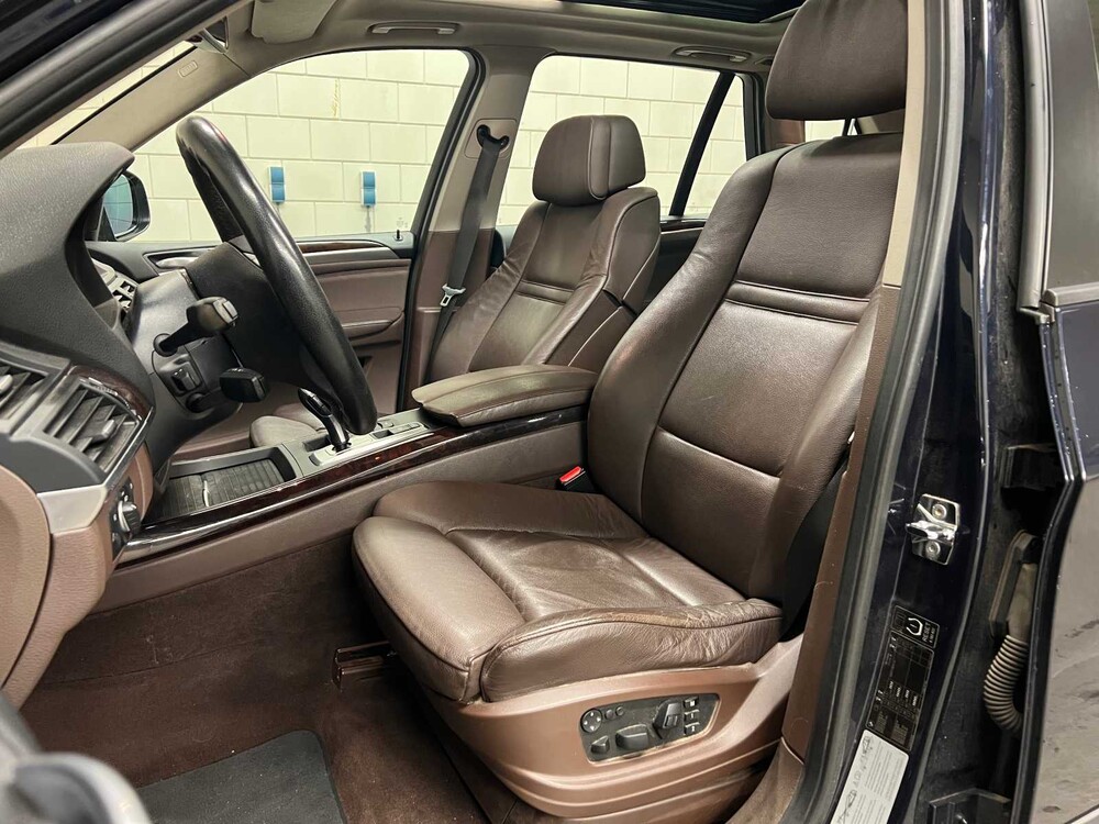 BMW X5 xDrive30i High Executive 272PS 2009 (Original-UK), 07-KBT-6