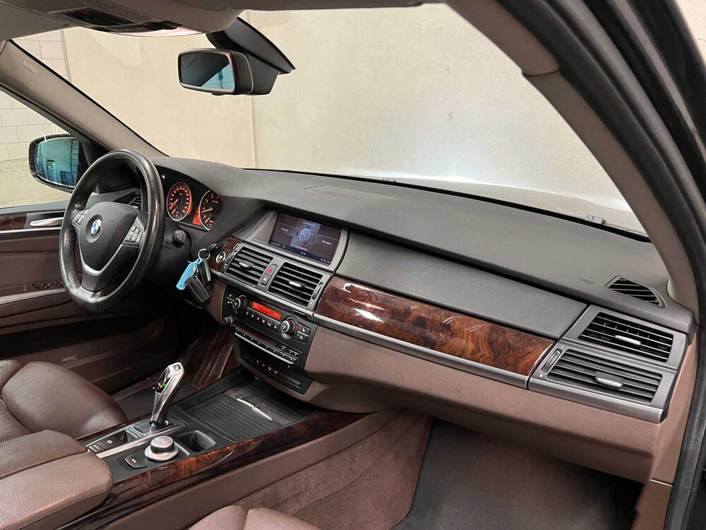 BMW X5 xDrive30i High Executive 272PS 2009 (Original-UK), 07-KBT-6