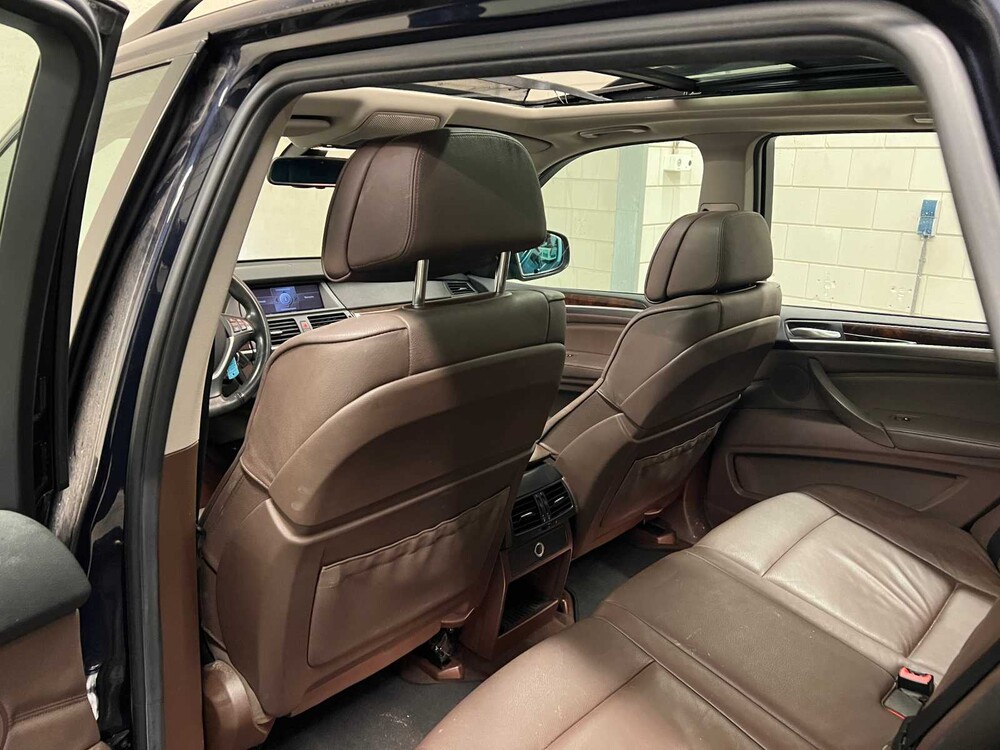 BMW X5 xDrive30i High Executive 272PS 2009 (Original-UK), 07-KBT-6